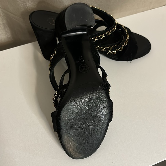 CHANEL Black Suede Chain Sandal - Picture 8 of 10